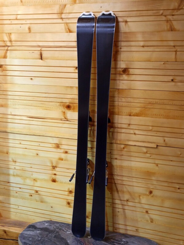 LYŽE HEAD SUPERSHAPE TEAM 137CM